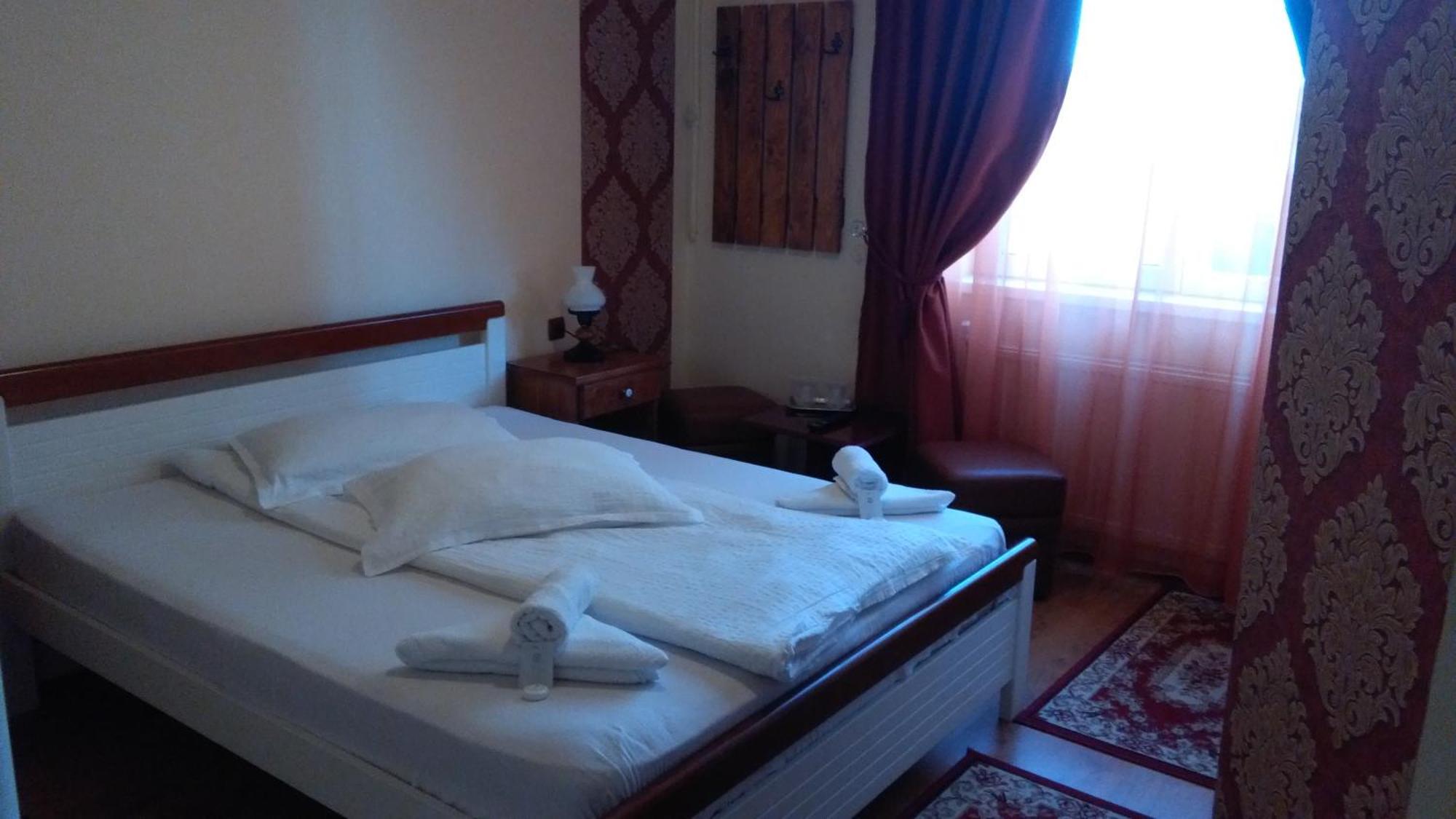 Vila Nicoleta Hotell Sibiu Exteriör bild