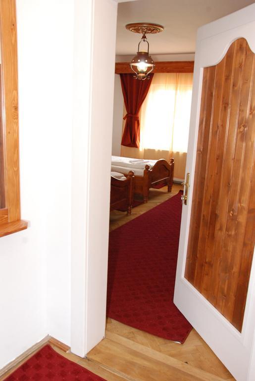 Vila Nicoleta Hotell Sibiu Exteriör bild