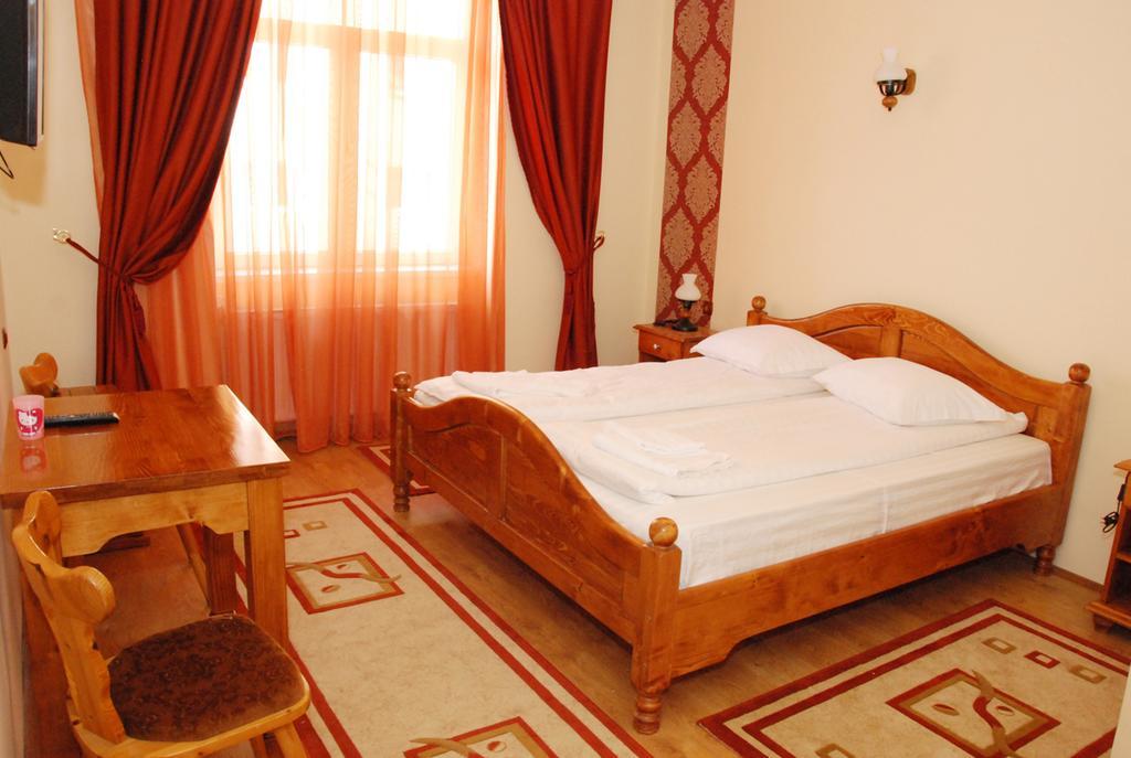 Vila Nicoleta Hotell Sibiu Exteriör bild
