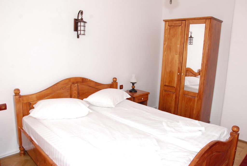 Vila Nicoleta Hotell Sibiu Exteriör bild