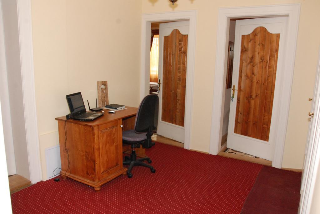 Vila Nicoleta Hotell Sibiu Exteriör bild
