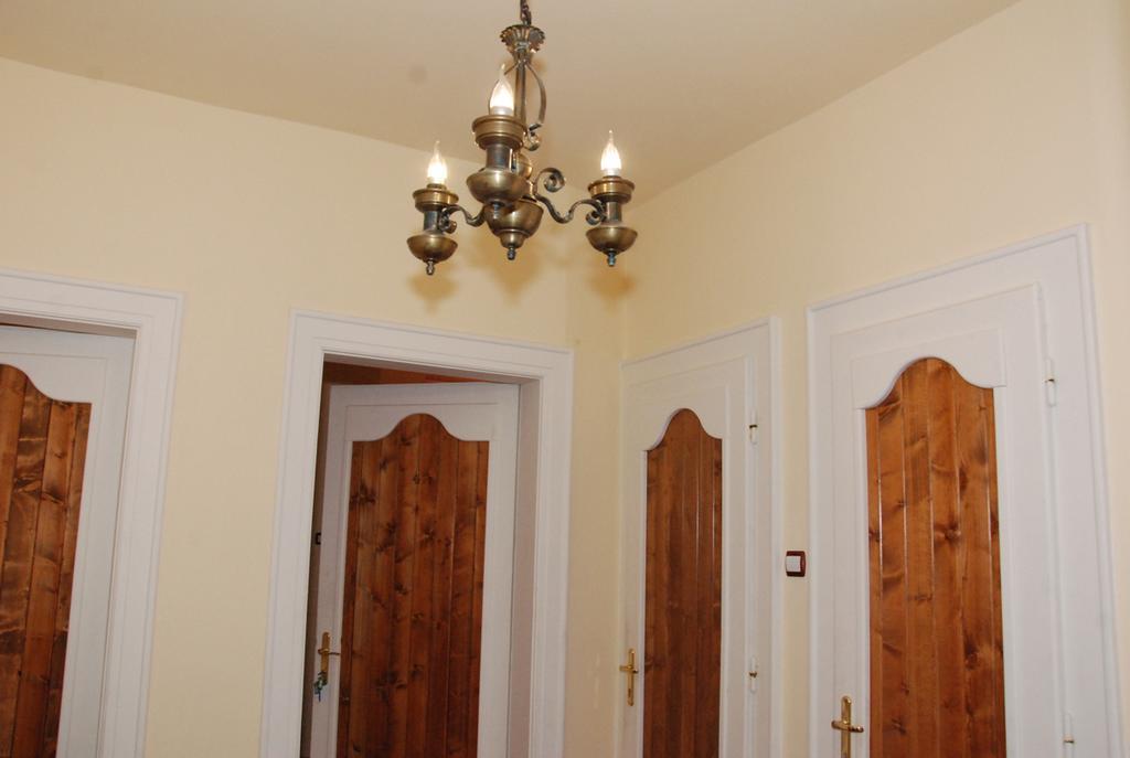 Vila Nicoleta Hotell Sibiu Exteriör bild